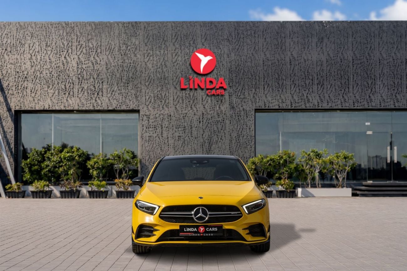 Mercedes Benz A35 AMG Mercedes-Benz A35 AMG Turbo 4MATIC (LOW MILEAGE) 2023 GCC | Agency Warranty | Service Contract