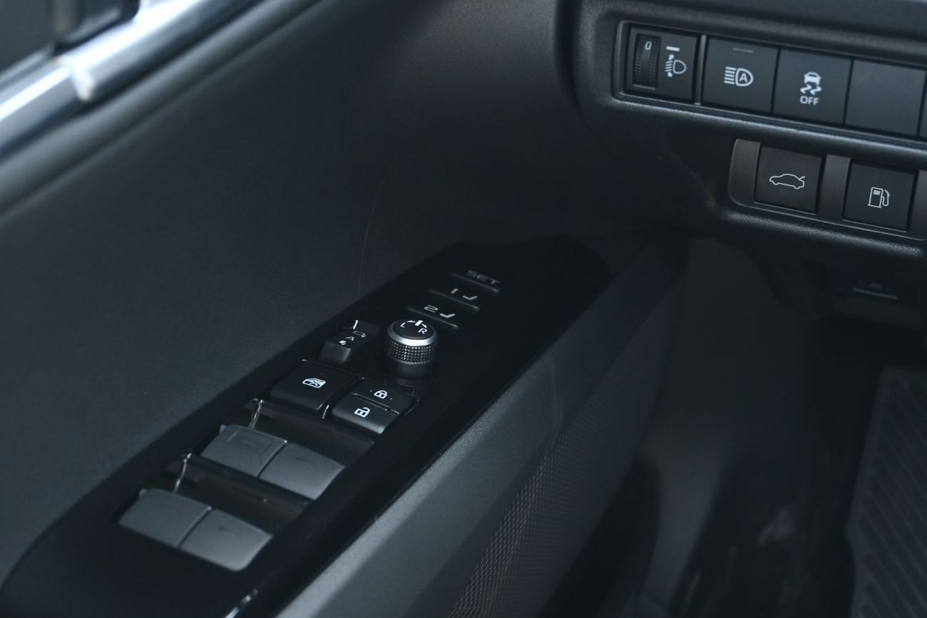 تويوتا كامري Toyota Camry 2.5L Hybrid Chinese, Model 2025, Color Black