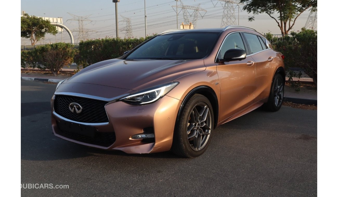 Infiniti Q30 Sport