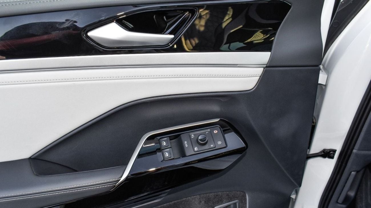 Volkswagen ID.6 VOLKSWAGEN_ID.6_CROZZ_PRO_2022_FULL_OPTIONS_7SEATS_360_FIXED_PANORAMIC_HUD