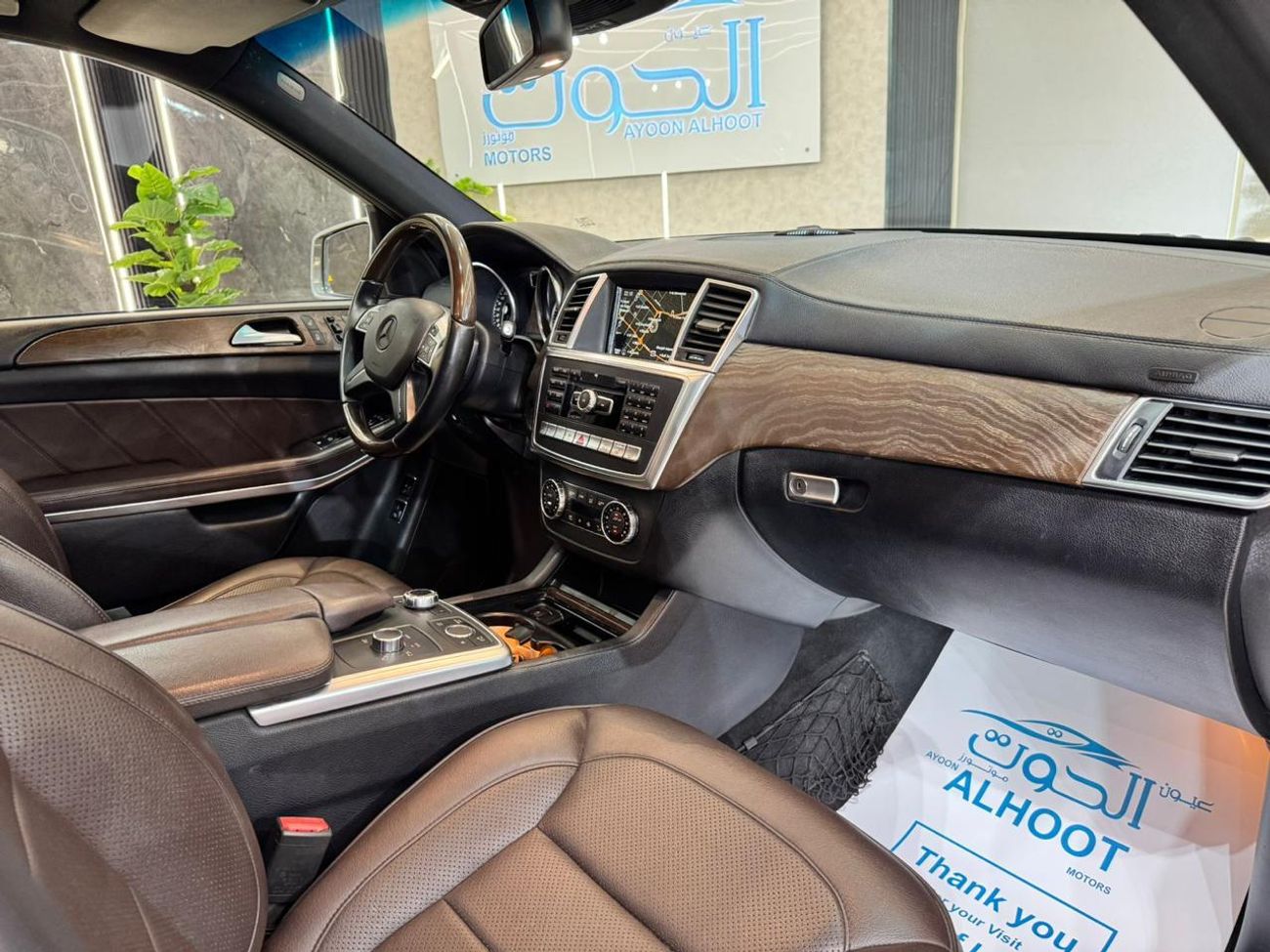 Mercedes-Benz GL 500 Std 4.7L BEAUTIFUL MERCEDES GL500 V8 || TOP RANGE || ACCIDENTS FREE || GCC || 7 SEATS || LIKE NEW