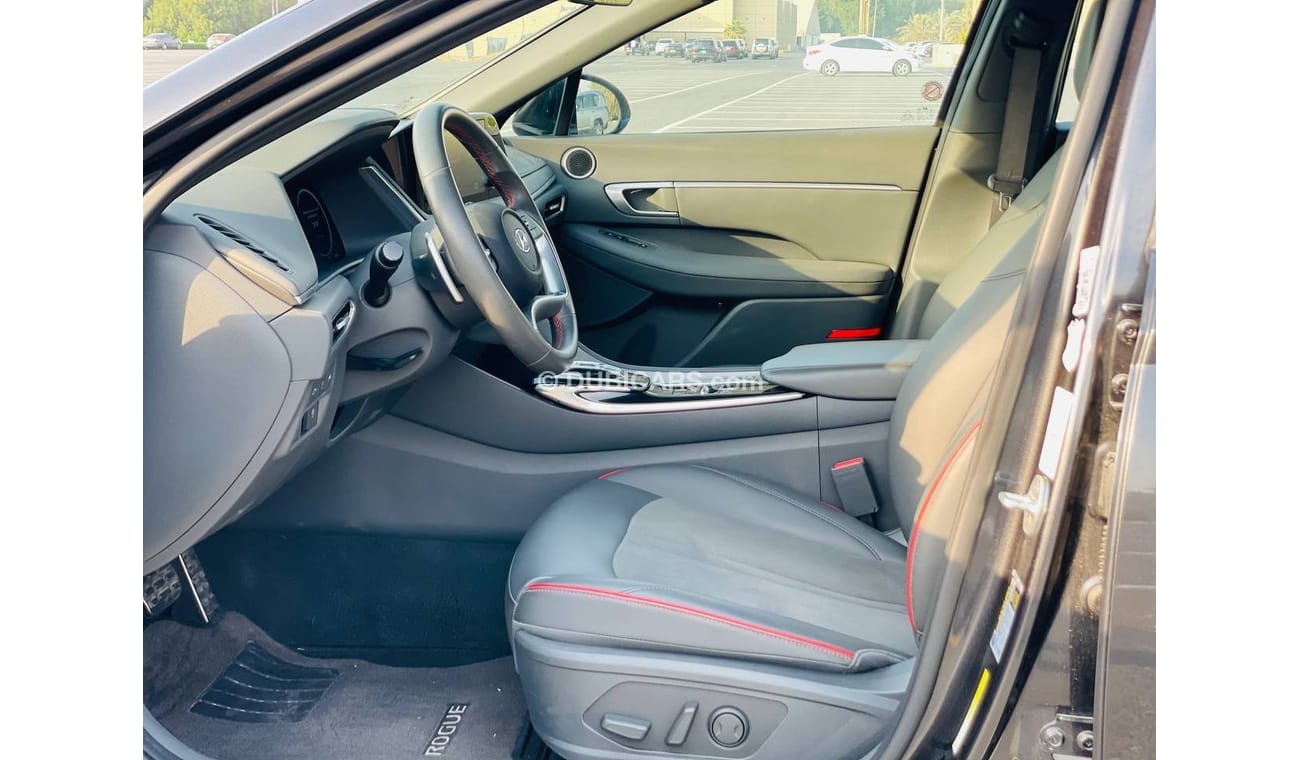 هيونداي سوناتا Base