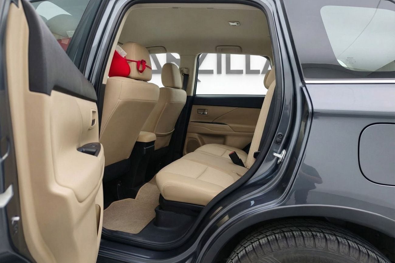 Mitsubishi Outlander GLX 2.4L Mitsubishi Outlander GLX 2016 l GCC Specs