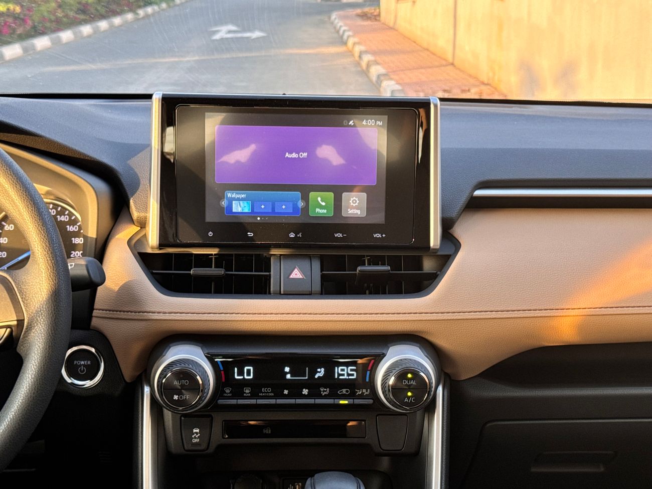 Toyota RAV4 2024 HYBRID AWD 2.5L CUV BRAND NEW GCC 0KM