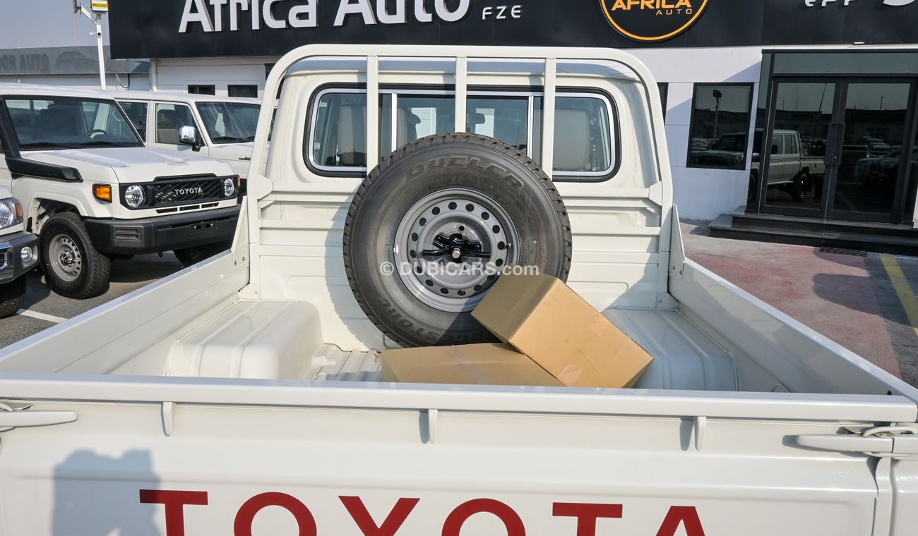 تويوتا لاند كروزر بيك آب LC79 DC 4.5L V8 MT YM 2024