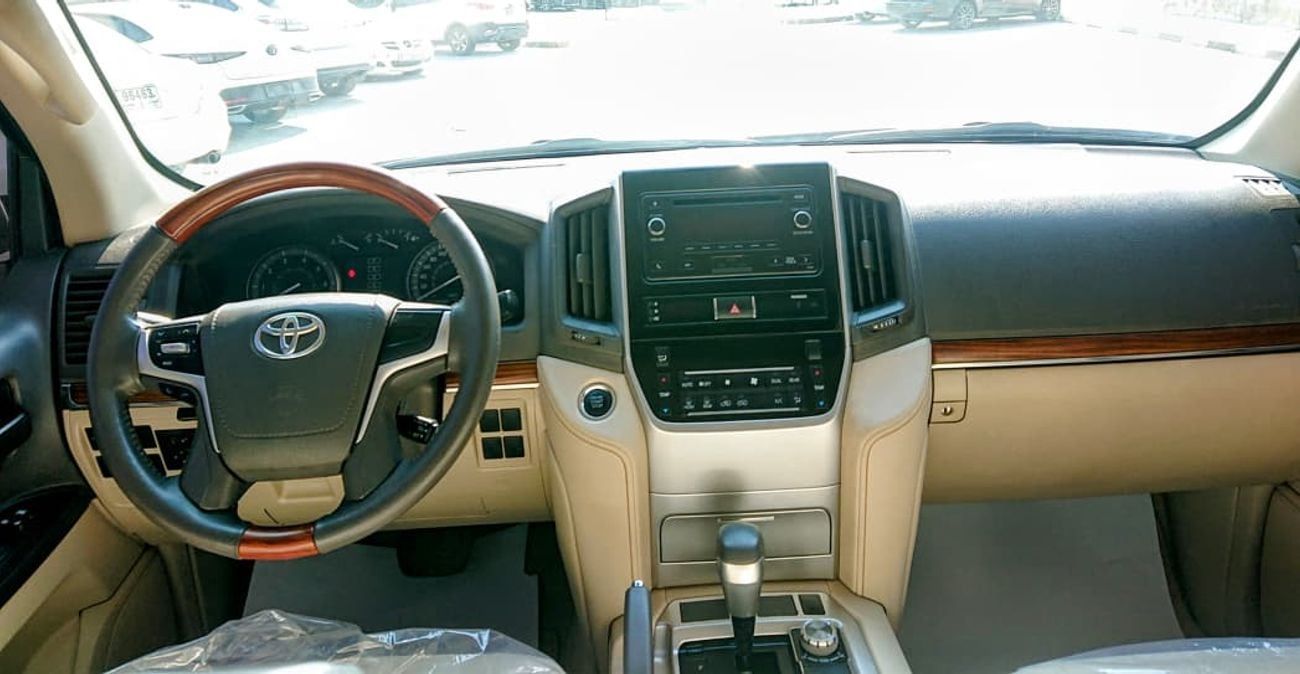 تويوتا لاند كروزر EXR 4.0L 4WD