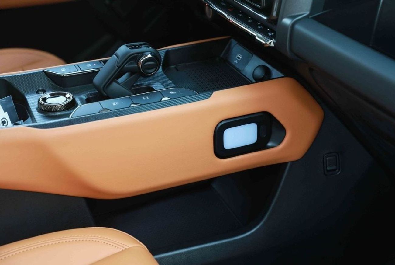 Haval Raptor 2024 Greatwall Haval Raptor Traverse 1.5 Plug-In Hybrid- Black Inside Black Brown | Export Price