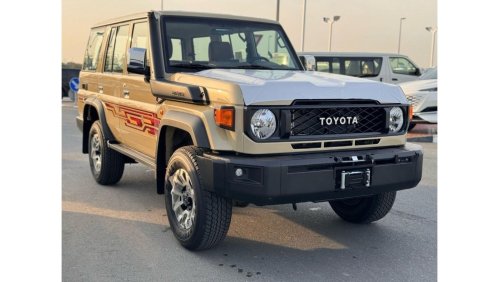 تويوتا لاند كروزر هارد توب 76 4.0L PETROL 5 SEATER AUTOMATIC TRANSMISSION