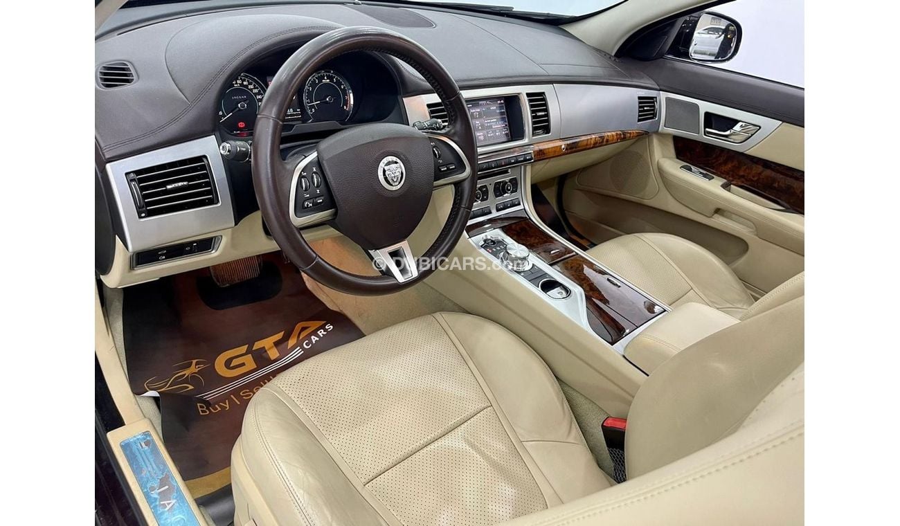 Jaguar XF Premium Luxury 2012 Jaguar XF V6 3.0L Premium Luxury, Full Option, Full Service History, GCC