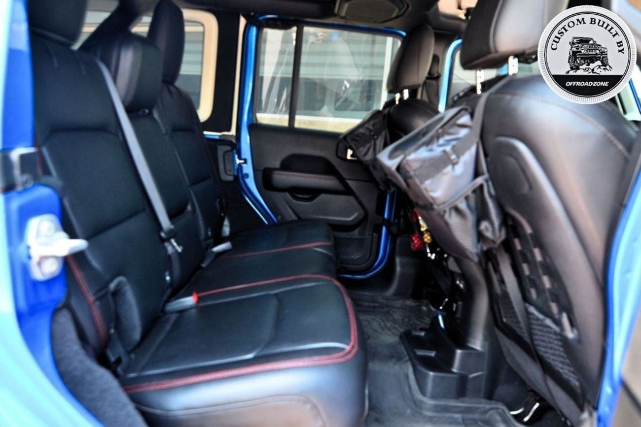 Jeep Wrangler UNLIMITED RUBICON 6.4L / V8 (A/T)