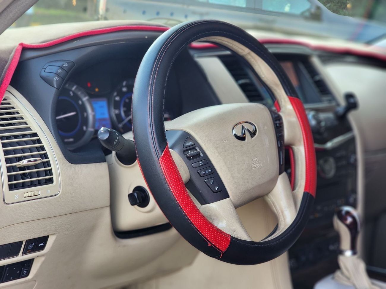 Infiniti QX56