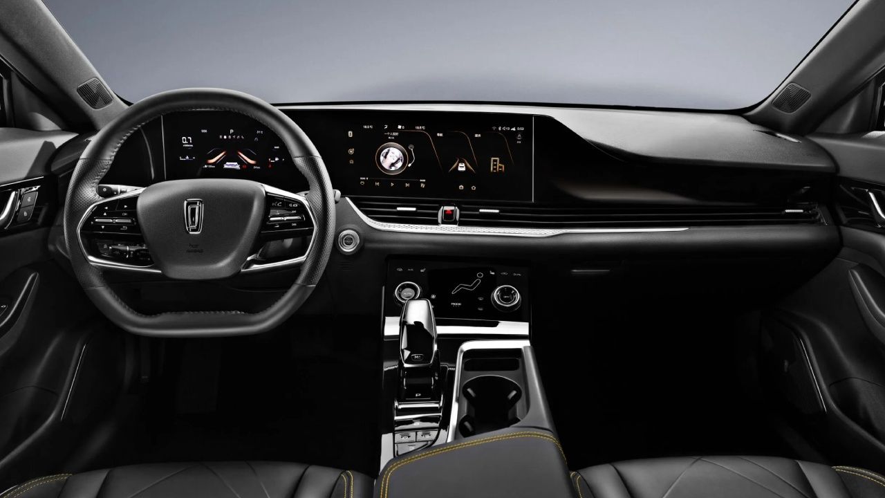 بيستون B70S interior - Cockpit