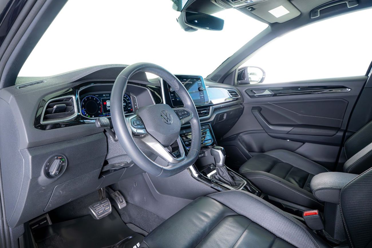 فولكس واجن T ROC R-line 1.4L