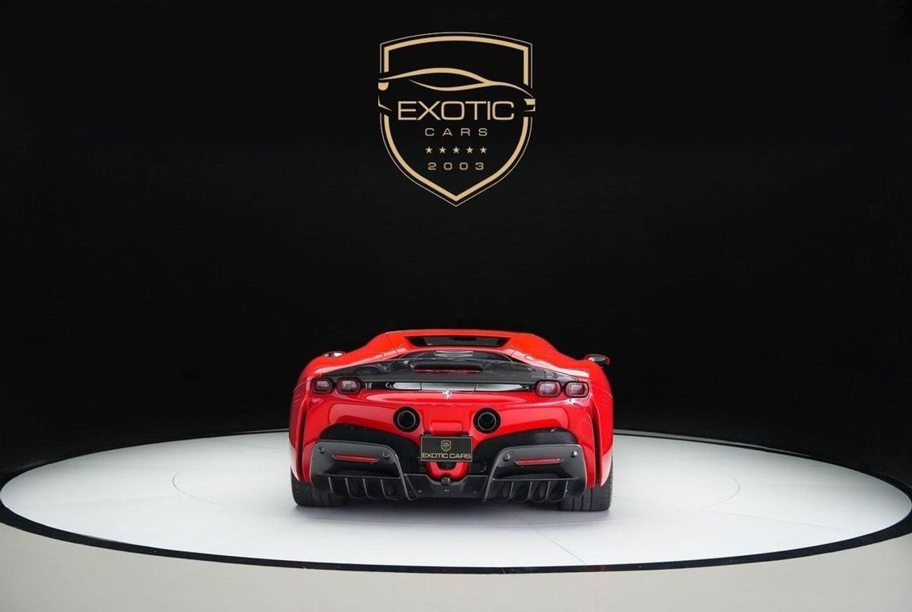 Ferrari SF90 Stradale Ferrari SF90 Stradale Assetto Fiorano