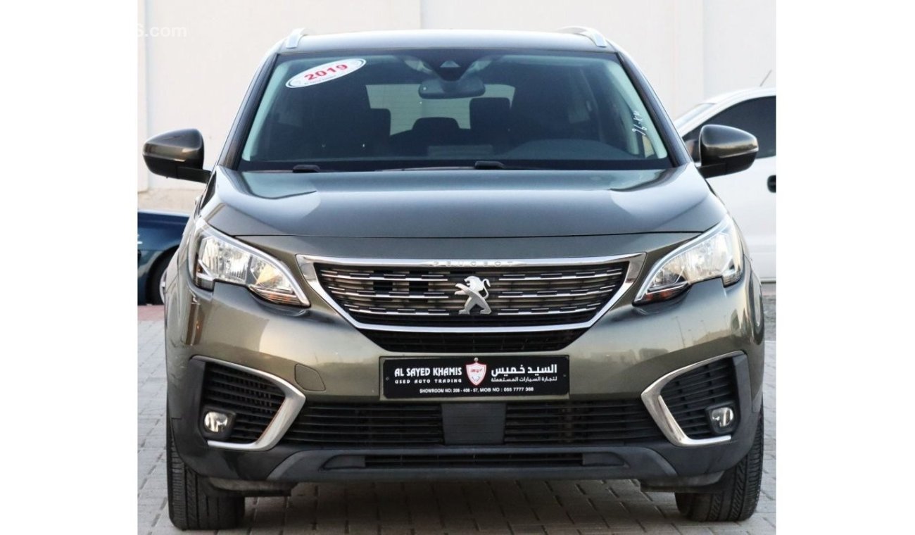 Peugeot 5008 Active Peugeot 5008 2019 GCC in excellent condition without paint without accidents