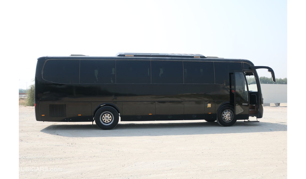 King Long Kingo XMQ6101Y 49 SEATER LUXURY COACH WITH GCC SPECS