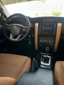 تويوتا فورتونر 2.7L EXR