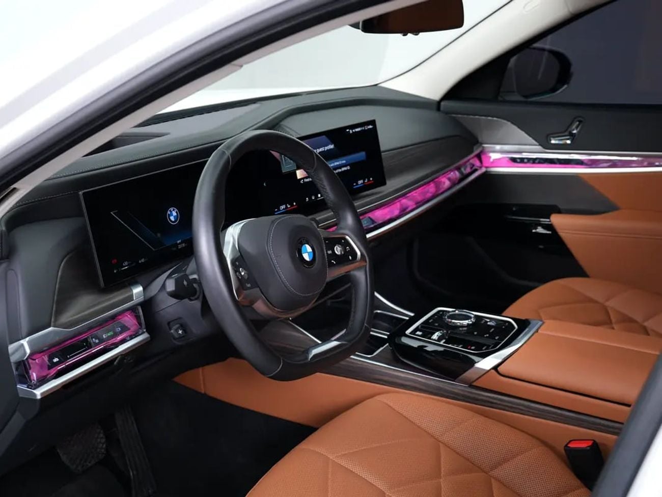 BMW 735i BUSINESS EXCELLENCE 735i GCC Specs