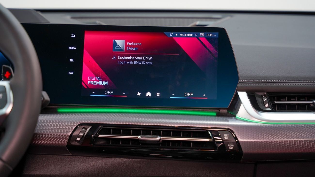 بي أم دبليو X1