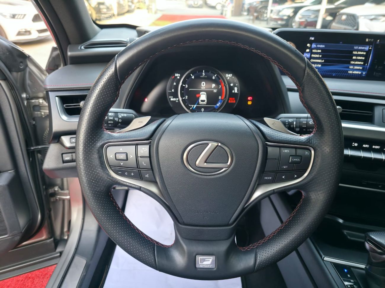 لكزس UX 200 F Sport Platinum 2.0L (169 HP)