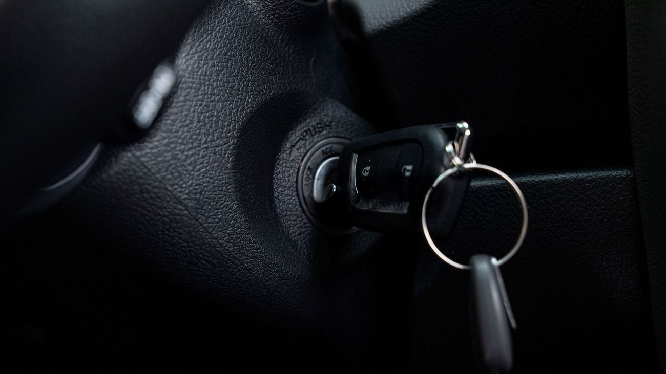 Toyota Fortuner GX2 2.7L 4WD