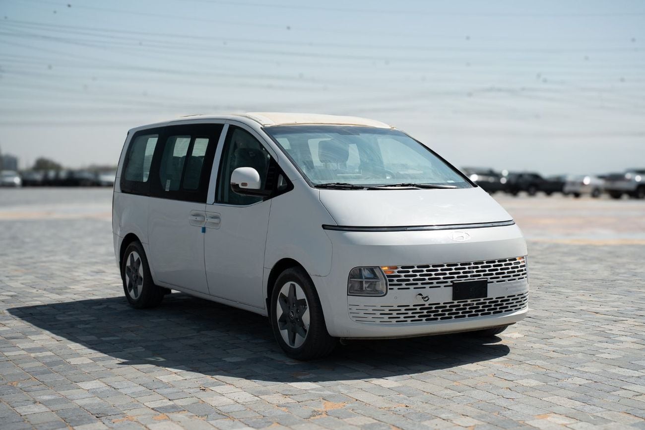 هيونداي ستاريا PRESTIGE 2.2 DIESEL | 11 SEATER | 8AT | GCC SPECIFICATIONS | FULL OPTIONS
