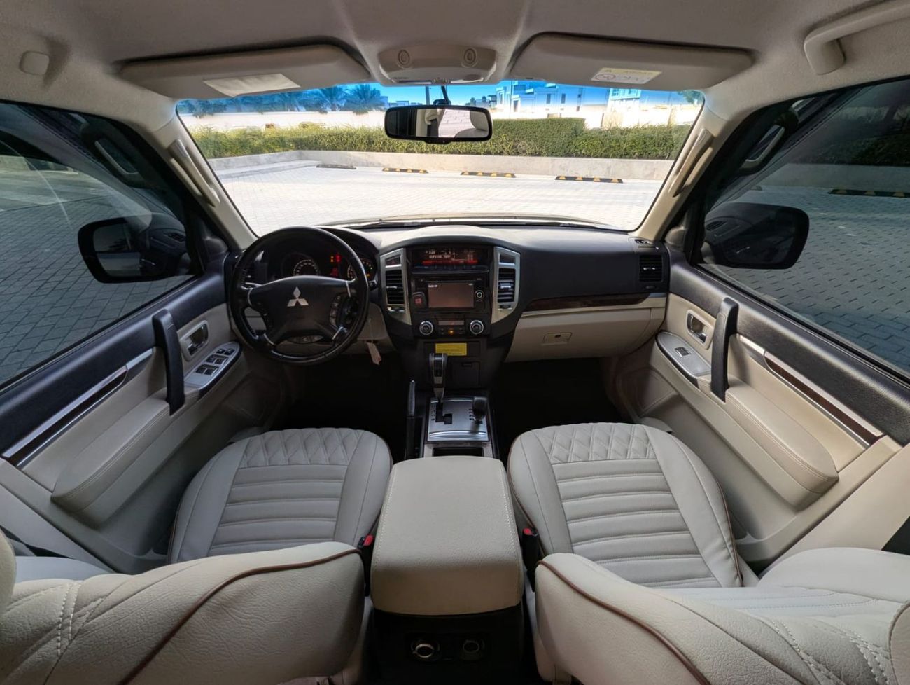 Mitsubishi Pajero Mitsubishi Pajero 2017 grey LHD Petro engine