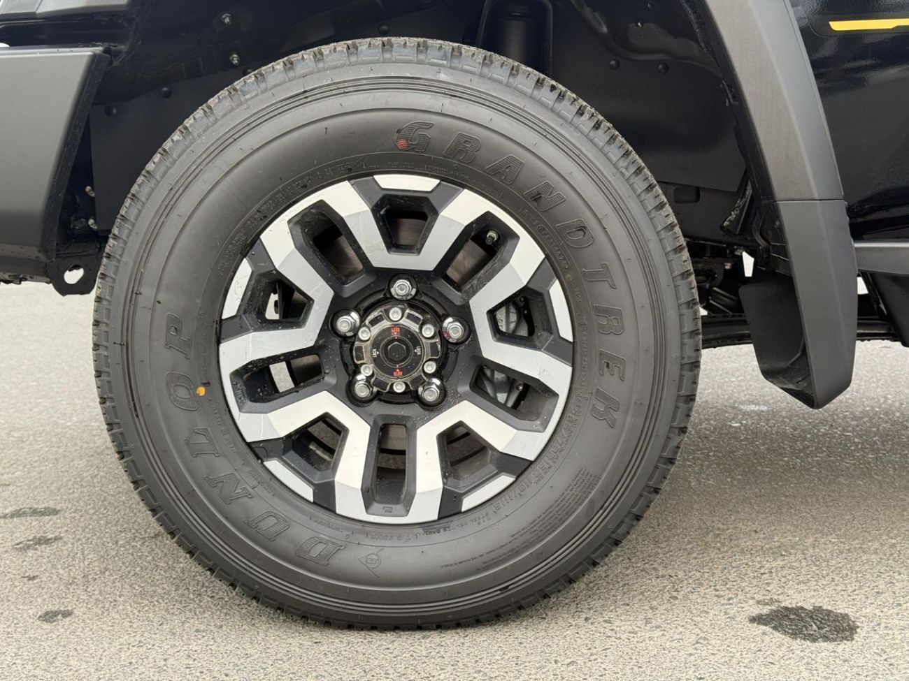 Toyota Land Cruiser EXPORT ONLY - LC 76 LX.Z 4WD FULL OPTION 2.8 DIESEL