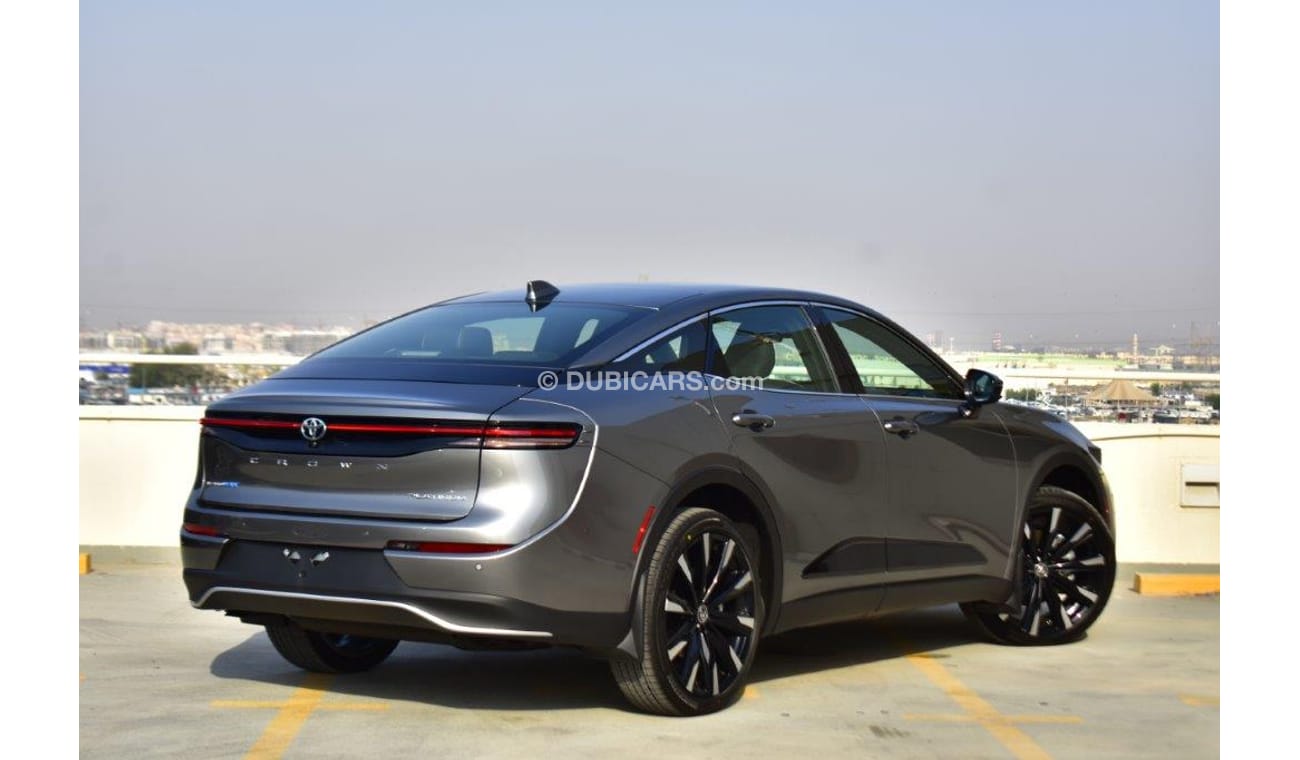 Toyota Crown Platinum Hybridmax 2.4L AWD Automatic