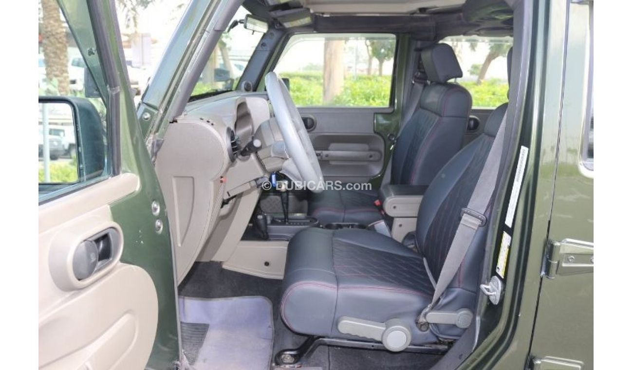 Jeep Wrangler WRANGLER UNLIMTED 4 DOOR AUTOMATIC GEAR