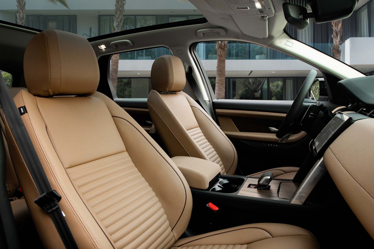 لاند روفر دسكفري سبورت Discovery Sport Dynamic SE P250 | 2,923 P.M | 0% Downpayment | Warranty | Including VAT