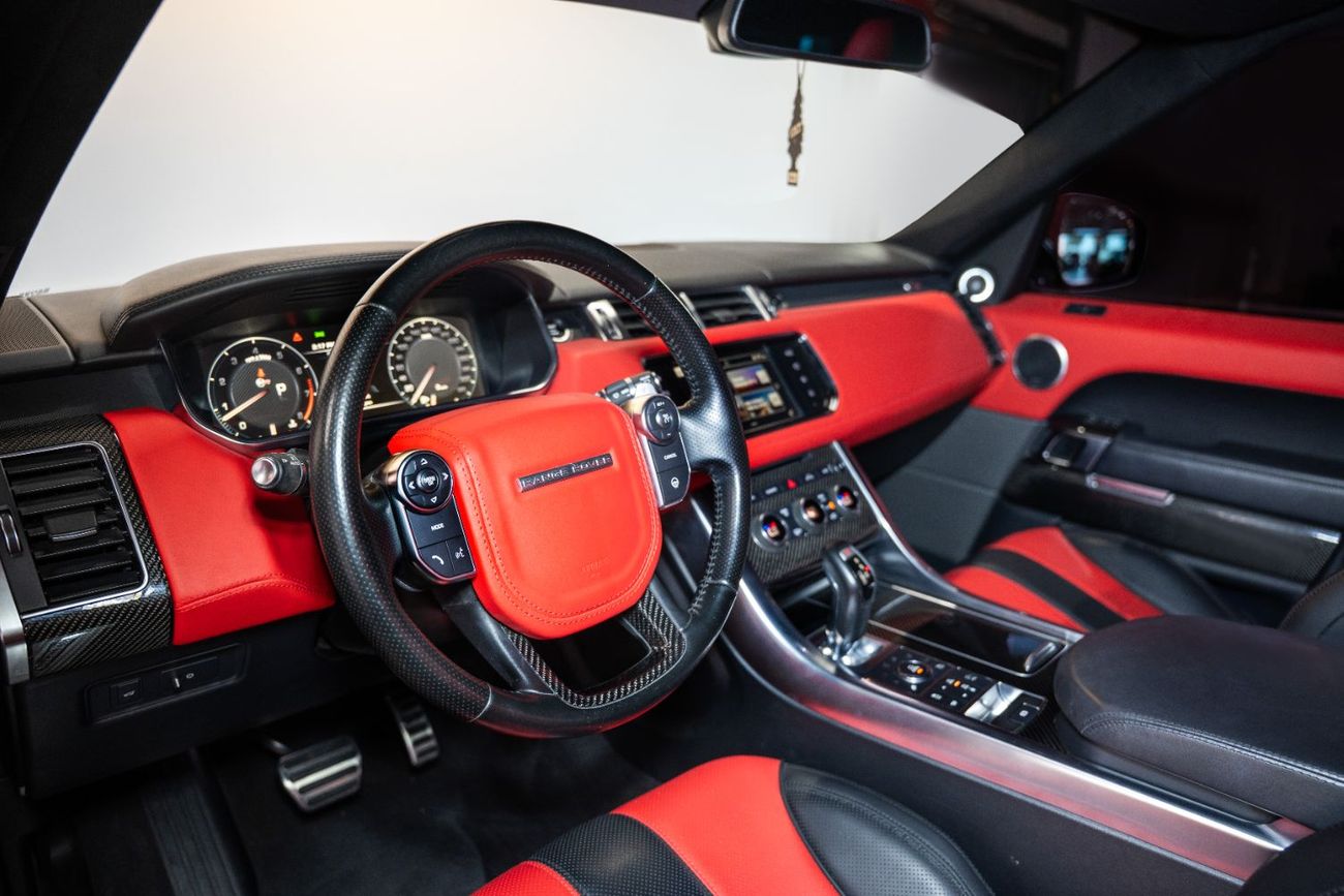 Land Rover Range Rover Sport SVR 5.0L (550 HP) Range Rover  SVR 2016 |  V8 | Full Option