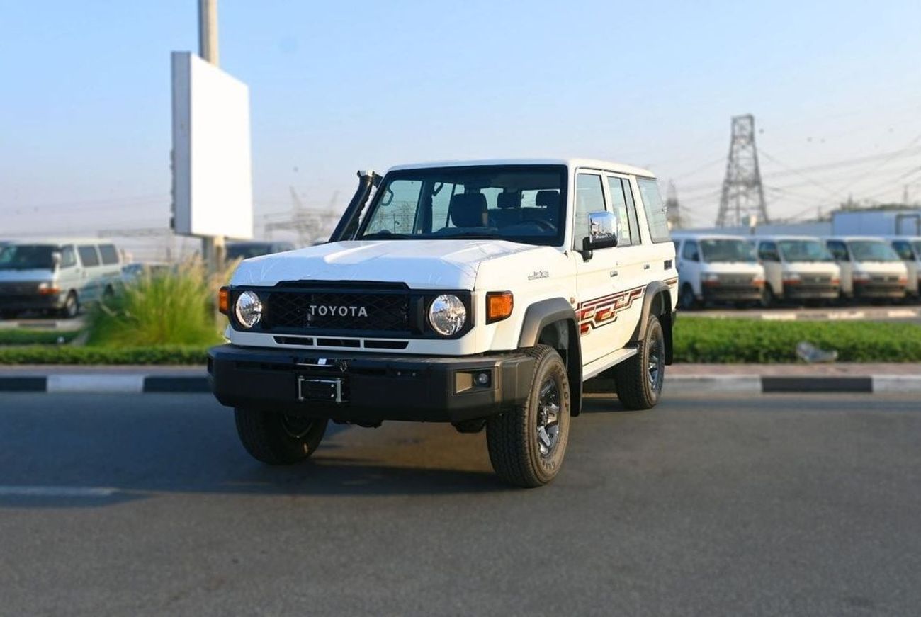 تويوتا لاند كروزر 70 TOYOTA  LC76 HARDTOP 5 DOOR 4.0L PETROL 2024