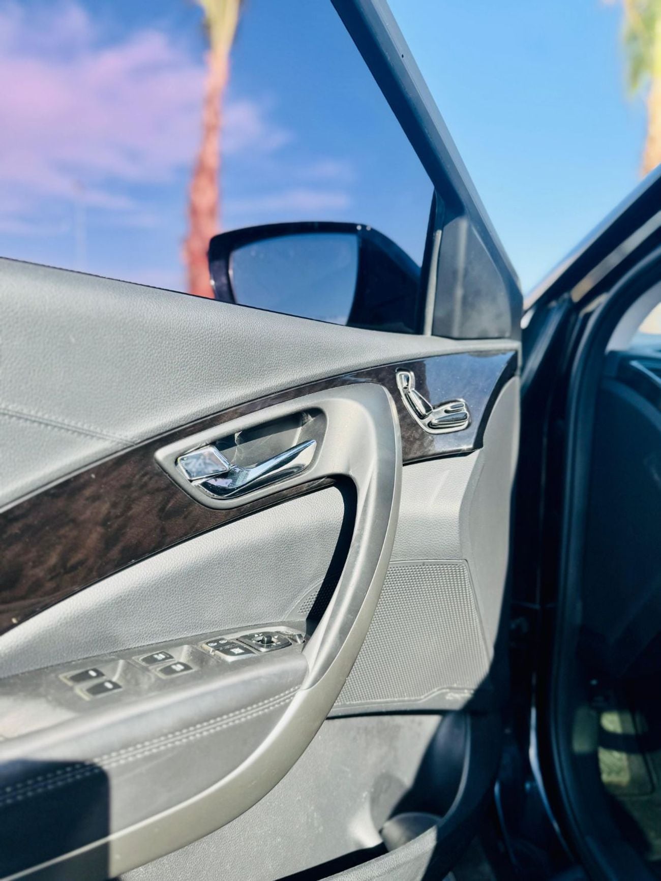 Hyundai Azera GLS. Inhouse finance for 1 year . Korean specs