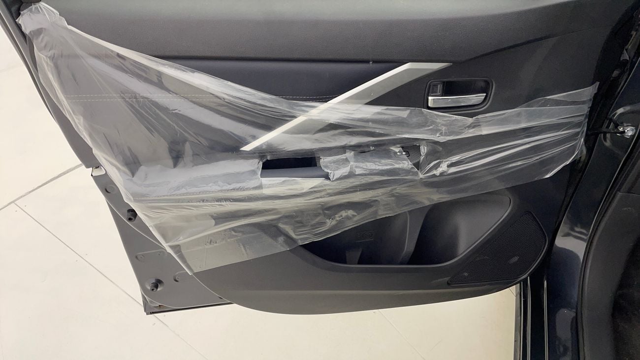 Mitsubishi Xpander H/L PREMIUM 1.5 | Zero Down Payment | Home Test Drive