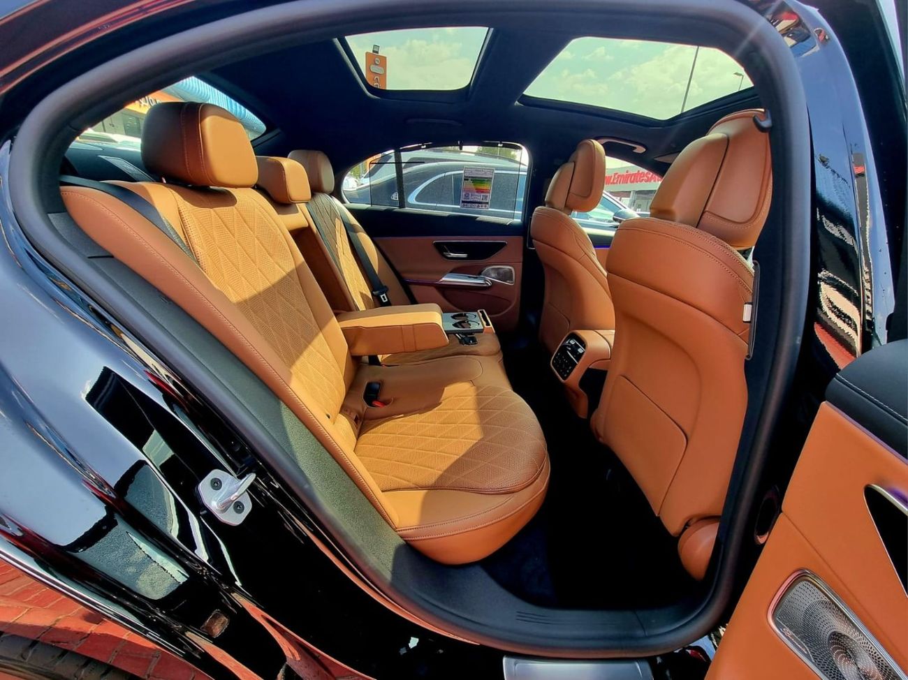 Mercedes-Benz E300 AMG FULL OPTION 5 YEARS WARRANTY 2024 GCC