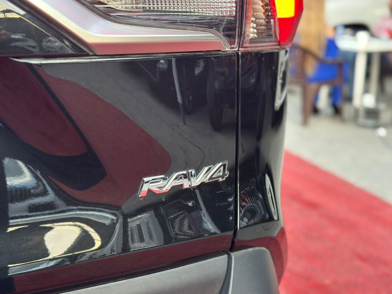تويوتا راف ٤ 2.0L - 4-cylinder