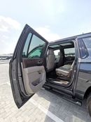 Chevrolet Suburban Chevrolet Z71 Suburban - 2022 - Grey