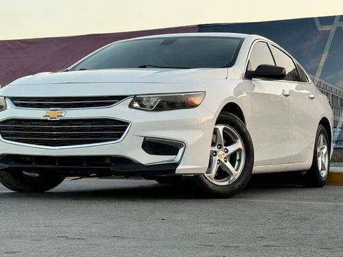 شيفروليه ماليبو في حالة ممتازة ولا يتطلب أي نفقات