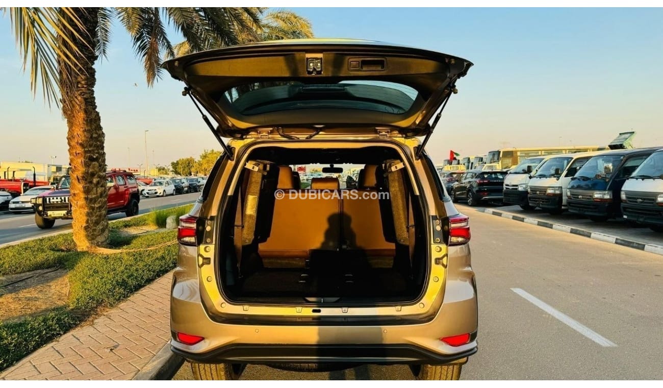 Toyota Fortuner MODIFIED TO LEGENDAR 2023 | RHD | 2018 | PREMIUM LEATHER SEATS | ELECTRIC SEATS | REAR VIEW CAMERA