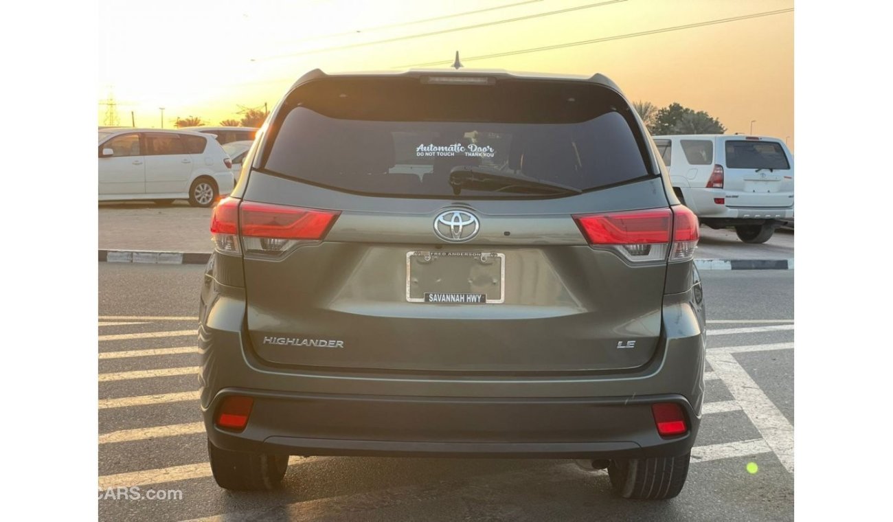 تويوتا هايلاندر 2019 Toyota Highlander LE MidOption+ / EXPORT ONLY/ فقط للتصدير