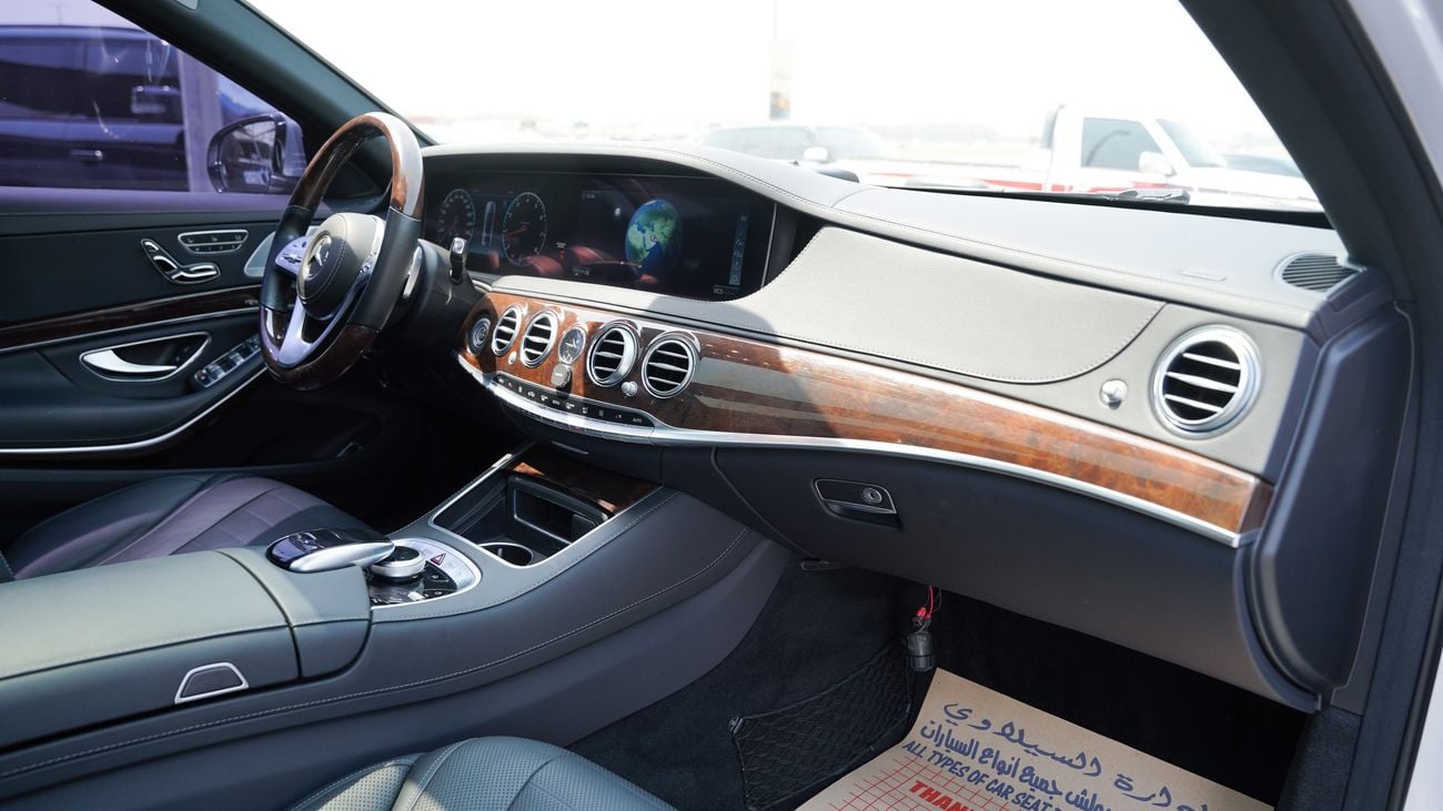 مرسيدس بنز S 560
