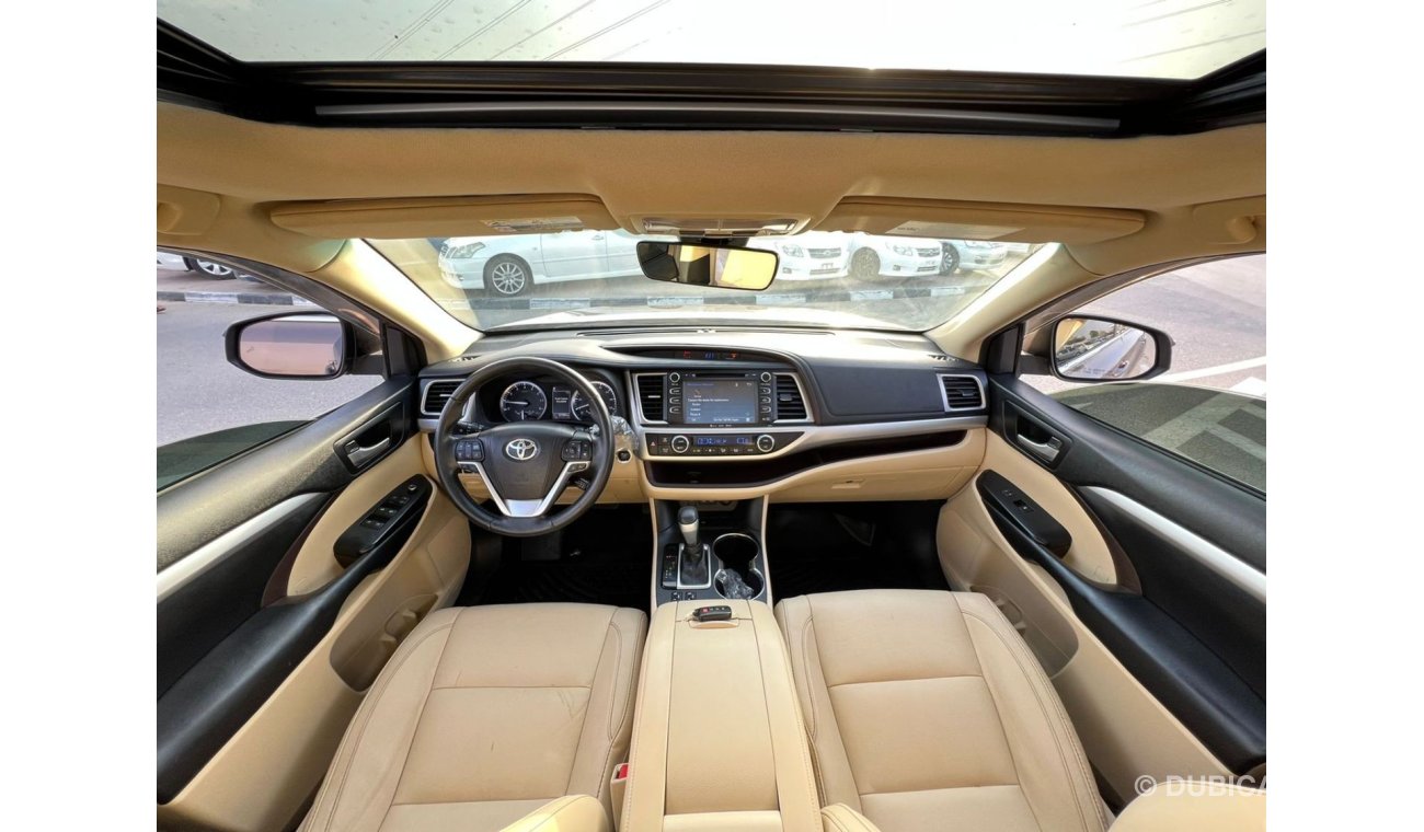 Toyota Highlander 2017 Toyota Highlander XLE Full Option  - Rare Brown Color