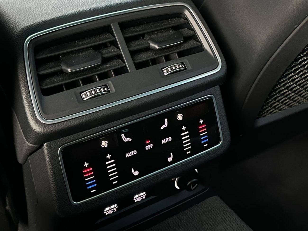 أودي A7 55 TFSI quattro 3.0L