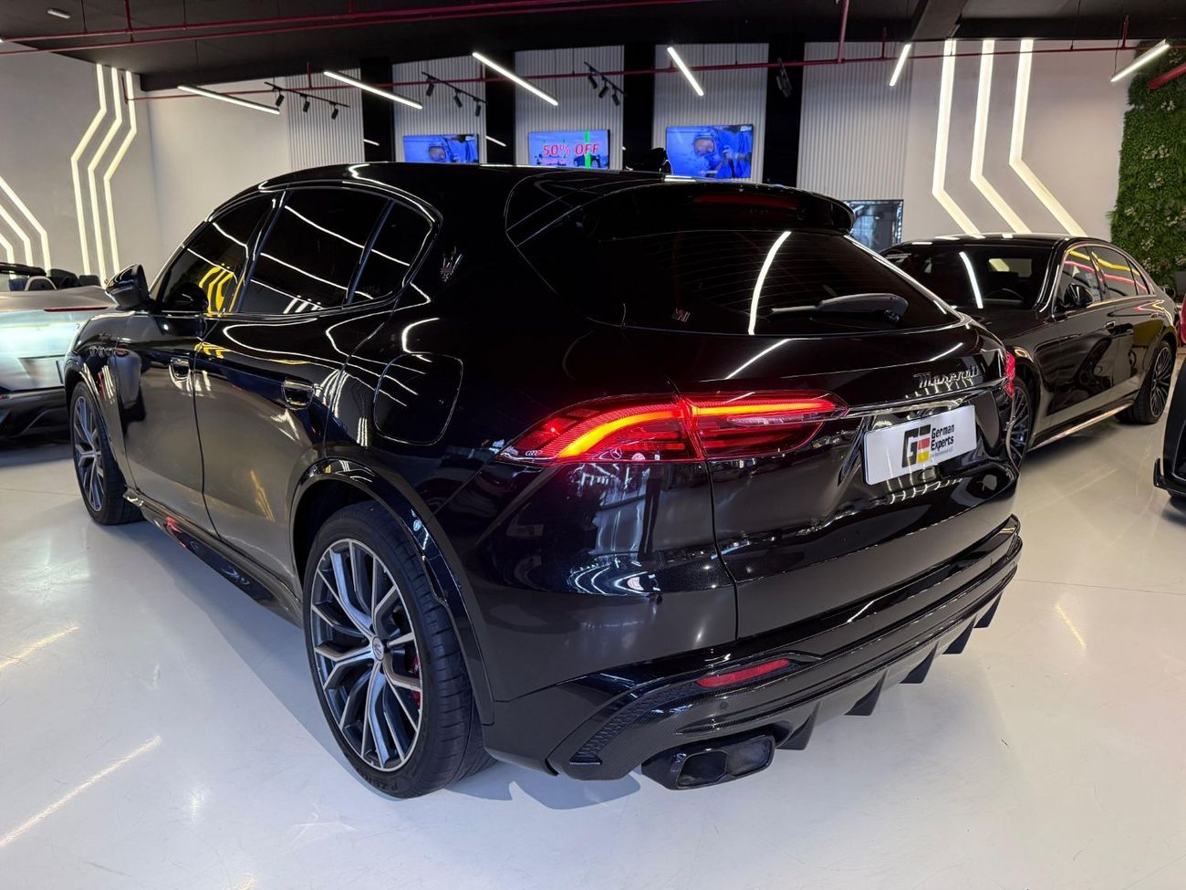 Maserati Grecale 2023 Maserati Grecale Trofeo - GCC Specs - Full Service History - Dealer Warranty till 04/26