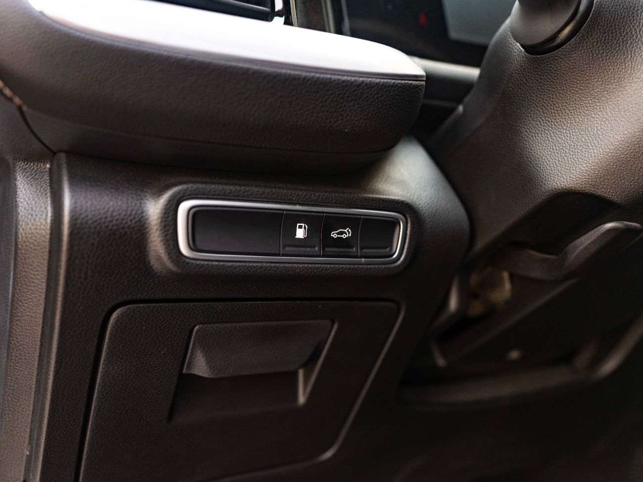 جي إي سي GS 8 2.0T GL (4WD)