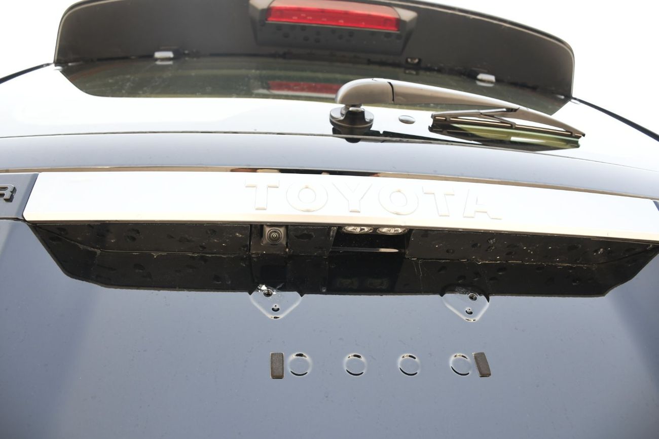 تويوتا برادو 2025 Toyota Prado 2.4L Turbo Adventure 2 With Rader