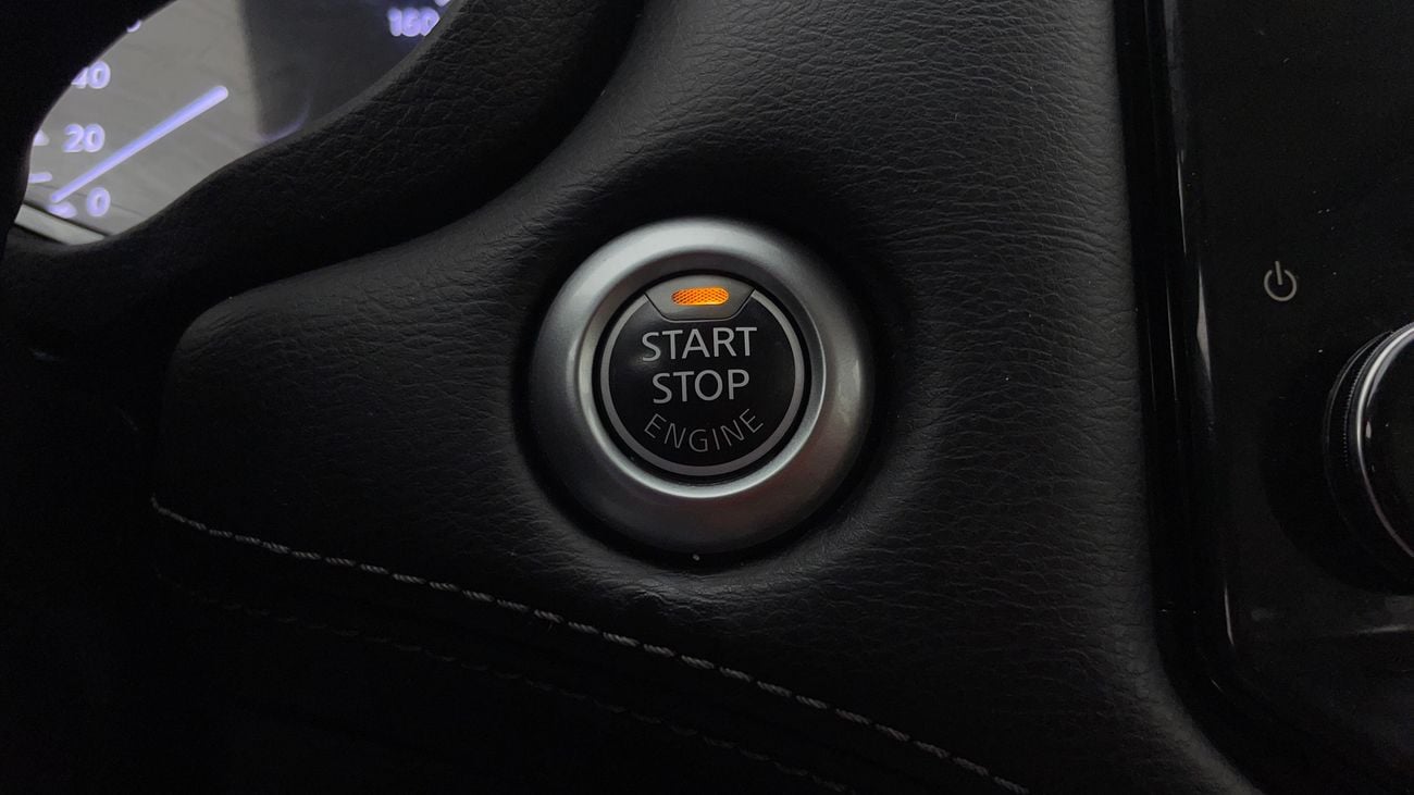 نيسان إكستيرا PLATINUM 2.5 | بدون دفعة مقدمة | اختبار القيادة في المنزل