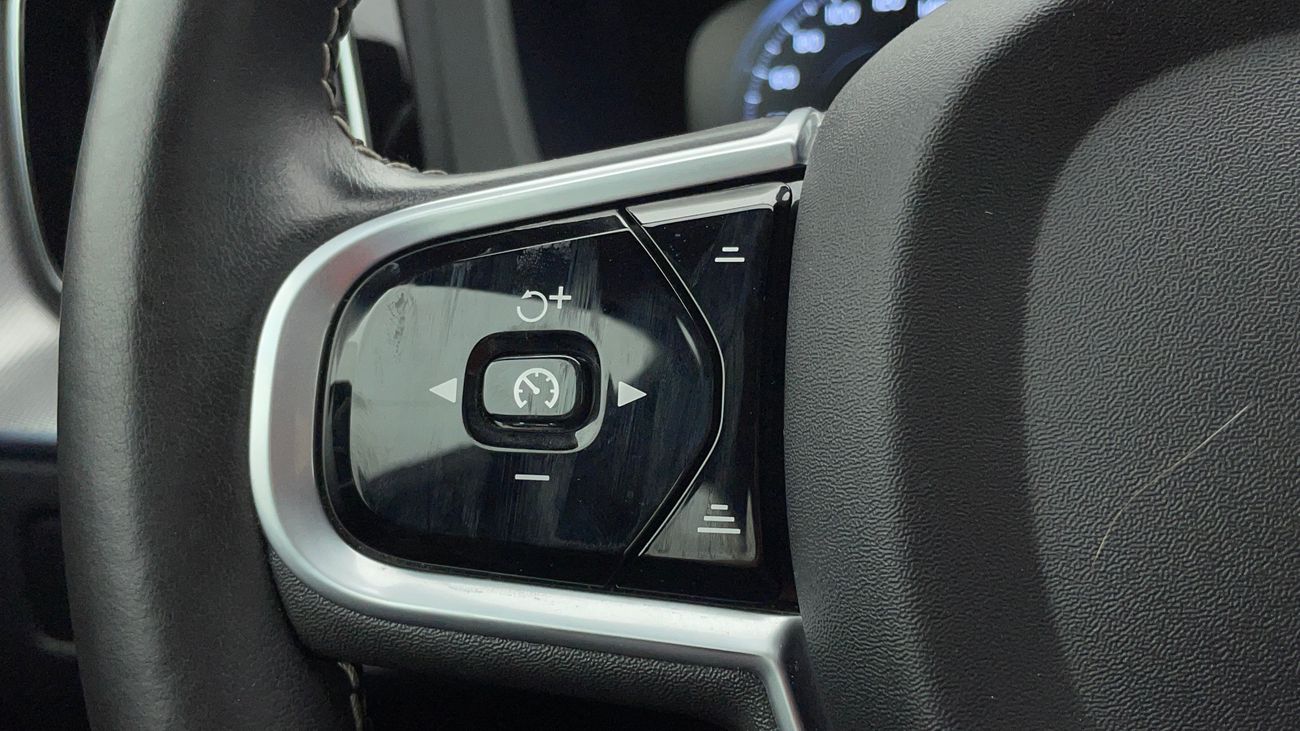 Volvo XC60 T5 R DESIGN 2 | Zero Down Payment | Home Test Drive