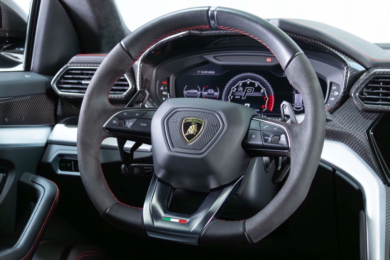 لامبورغيني اوروس STD 4.0T V8